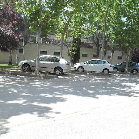 Hotel Escuela Madrid Exterior photo