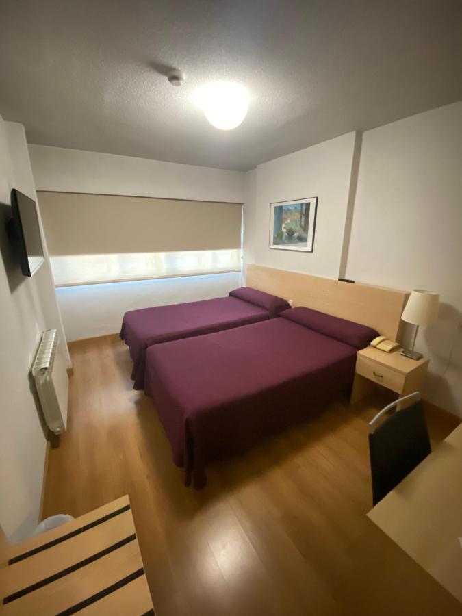 Hotel Escuela Madrid Exterior photo