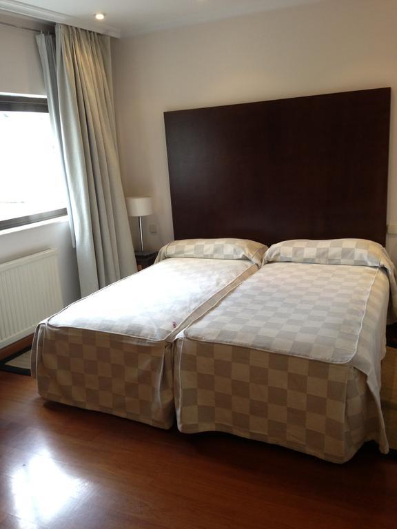 Hotel Escuela Madrid Room photo