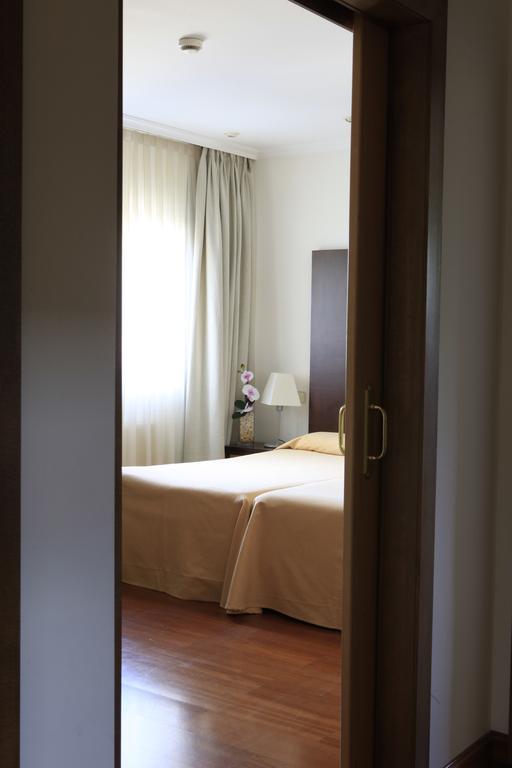 Hotel Escuela Madrid Room photo